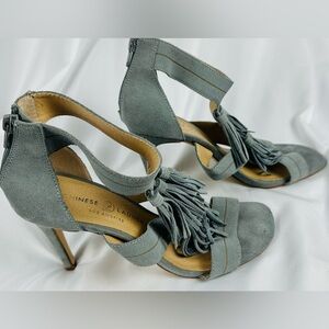 Chinese Laundry Gray Blue Suede Tassel Heels Size 9